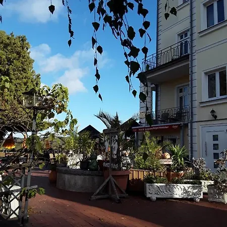 & Restaurant Bergschloesschen