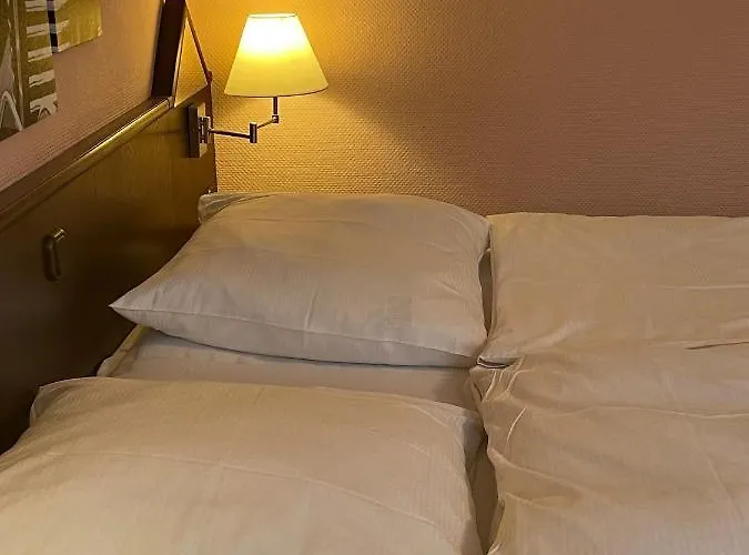 & Restaurant Bergschloesschen 3*