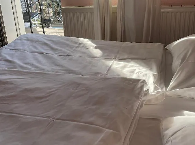 & Restaurant Bergschloesschen 3*