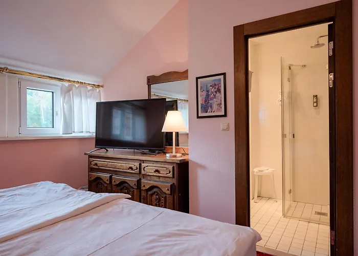 & Restaurant Bergschloesschen 3* Buckow